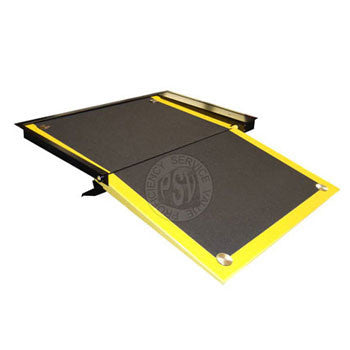 Low-Floor City Bus Powered Bookleaf Ramp